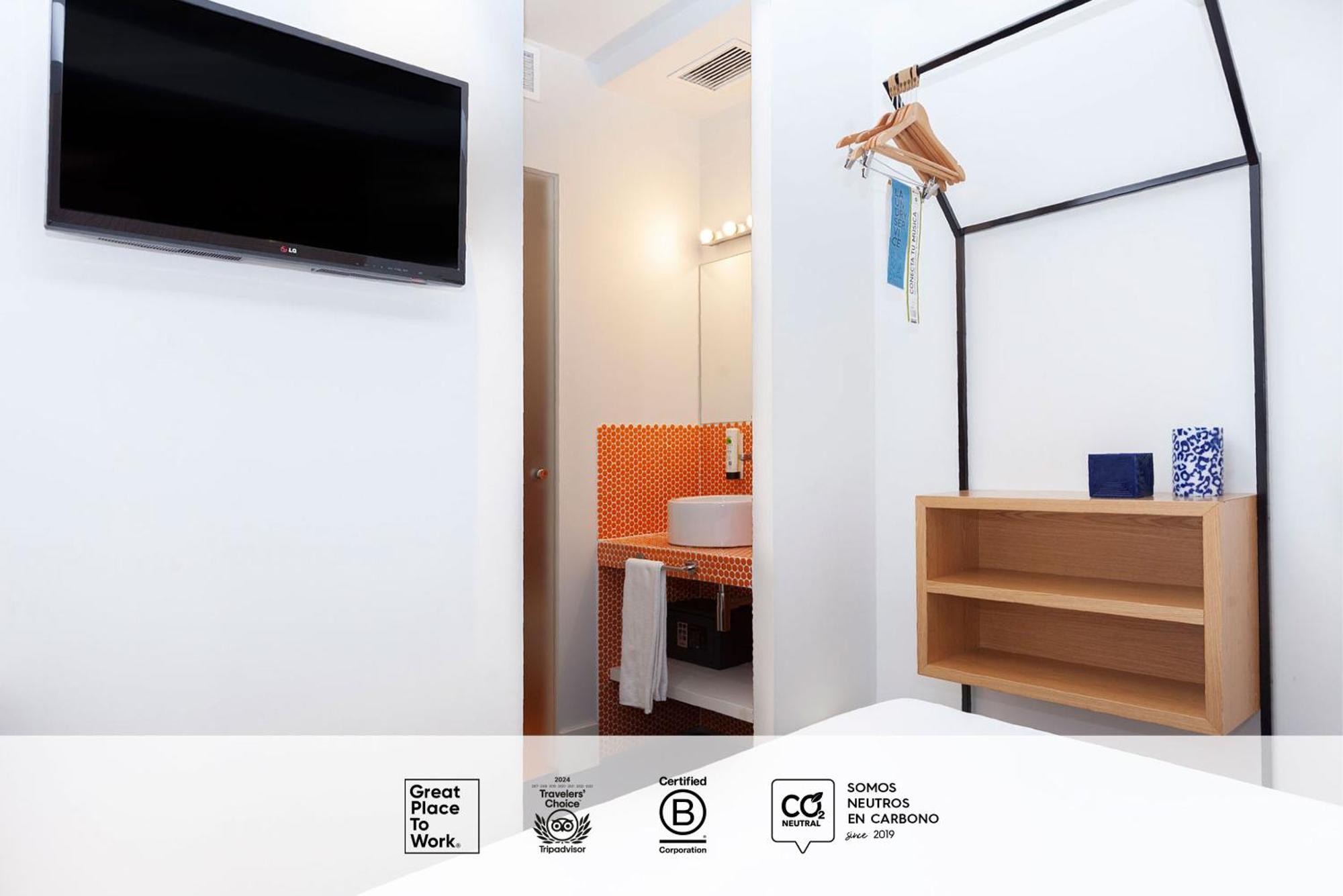 Sleep'N Atocha - B Corp Certified Hotel Madrid Exterior photo